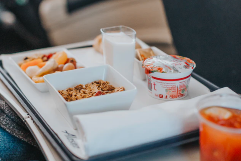 Air Madagascar Meal Options for Every Flight