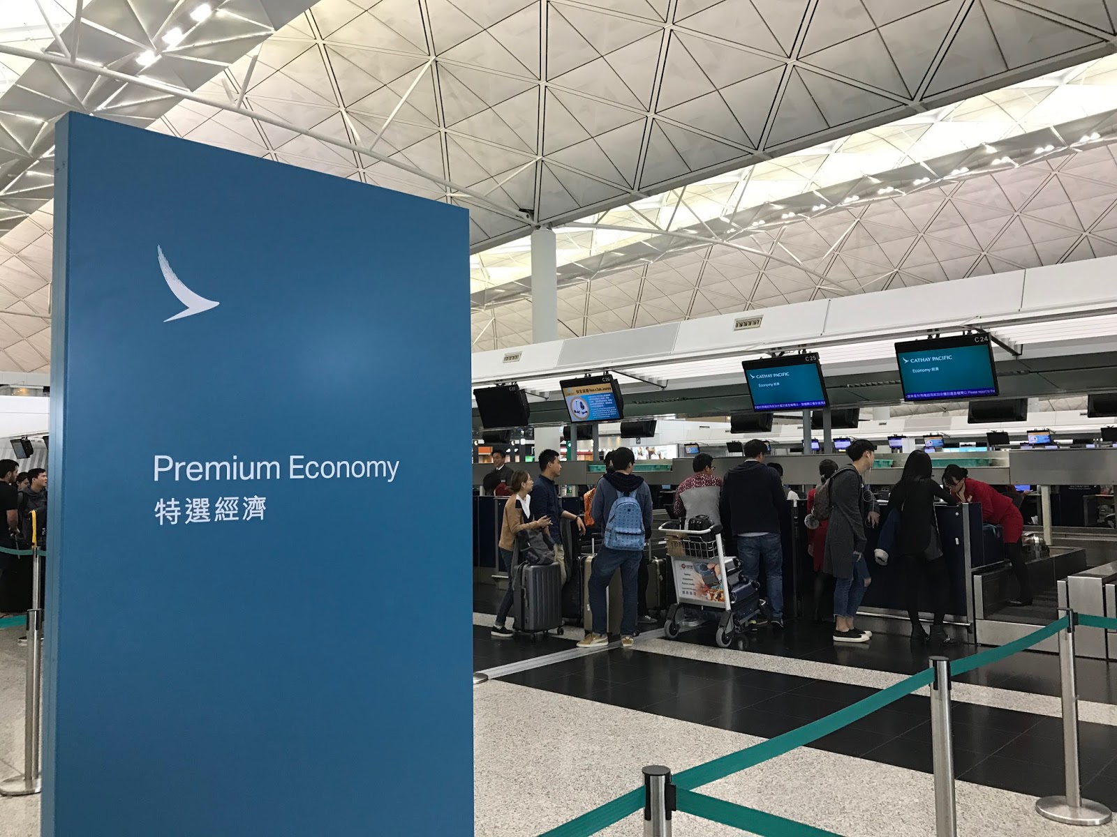 Cathay Pacific Baggage Rules for All Classes