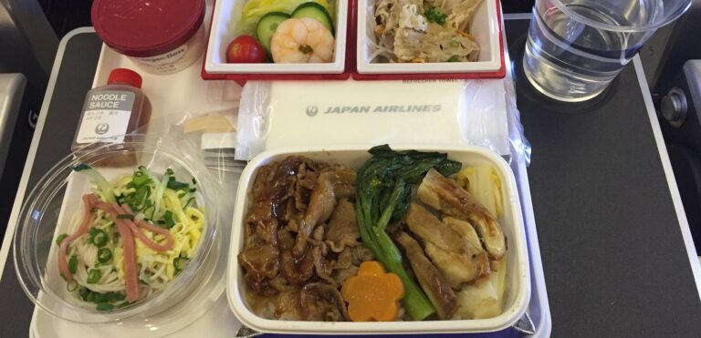 Juneyao Airlines Meal Options for Flyers