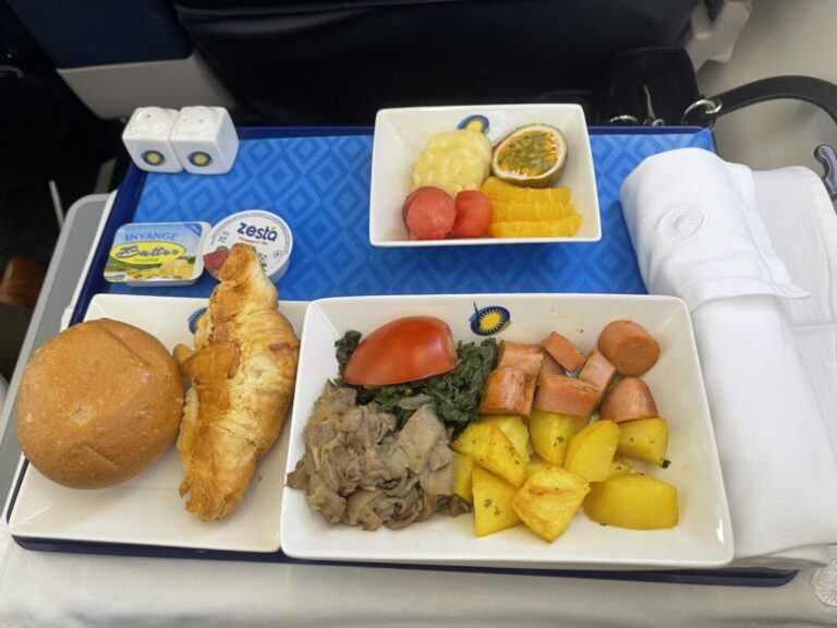 RwandAir Meal Options for Passengers